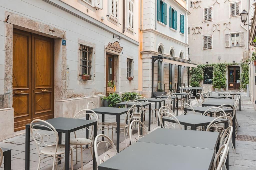 Piazza Unita Central Apartment Trieste Bagian luar foto